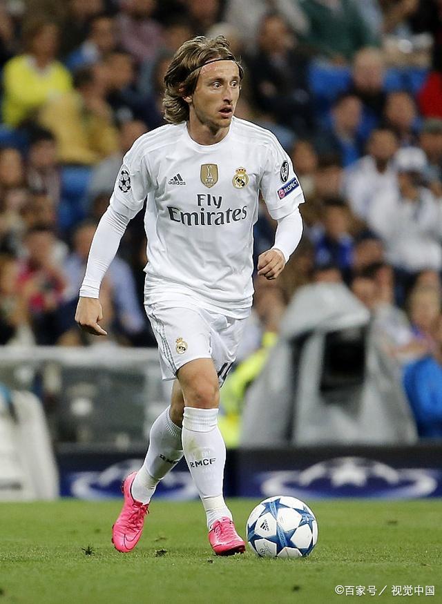 罗马诺：尤文知道三家英超俱乐部联系了道路，球员希望转会