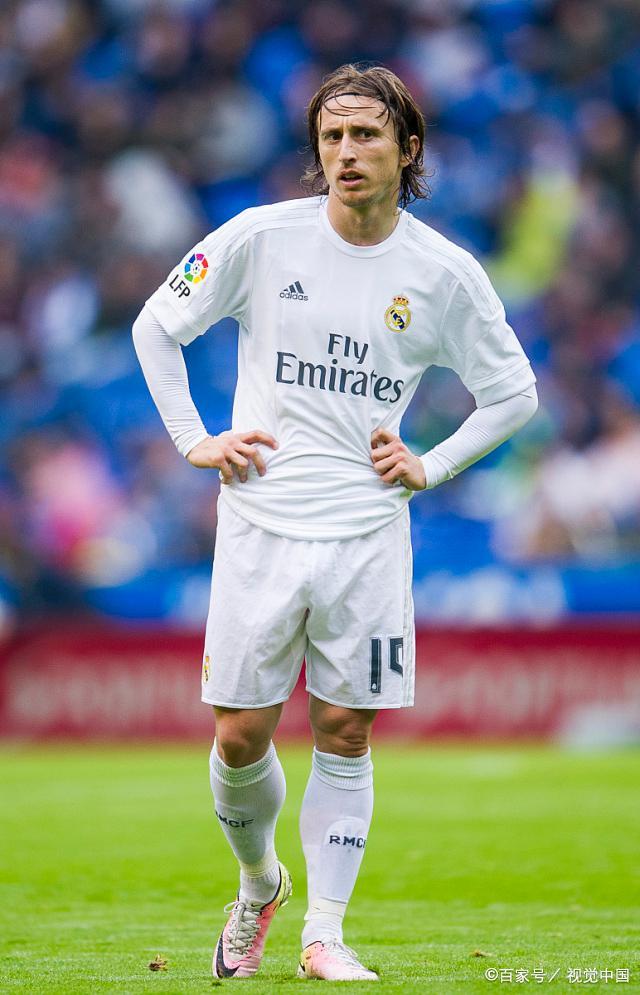 女子篮球联赛战况分析