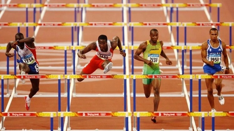 太疯了！费内巴切0-2落后3-2翻盘，瓦尔加斯MVP杀疯了